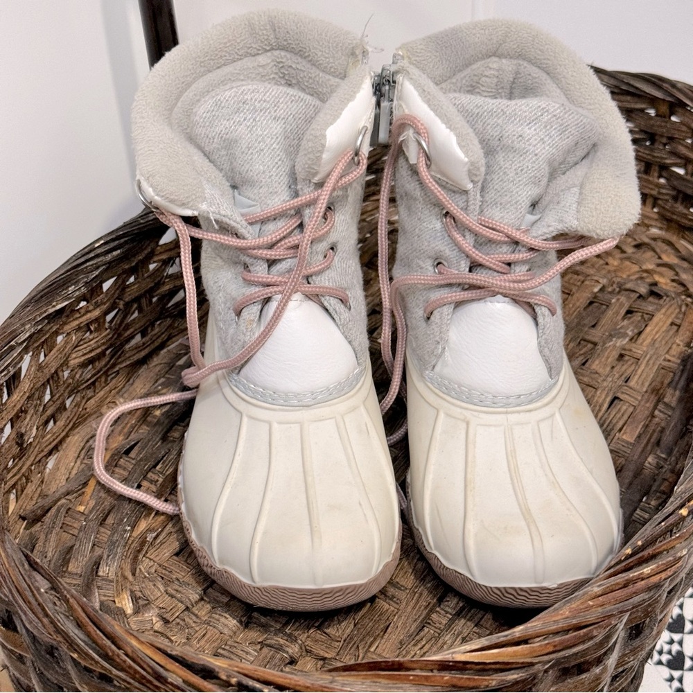 Nordstrom Brooklyn-Rub Water Resistant  Winter Boots size 2